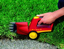 Wolf Garden Accu Lawn Shears in Action