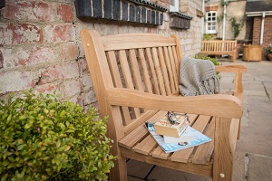 Extra image of Heritage Oak 4ft Garden Bench - 2 Seater