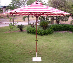 Red Check Hardwood Garden Parasol with Crank - 3m