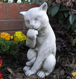 Licking Paw Stone Cat Garden Ornament Statue