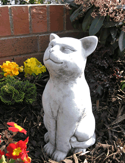 Grinning Cat Stone Garden Ornament Statue