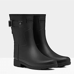 Extra image of Hunter Women's Refined Slim Fit Short Wellington Boots - Black - UK 7