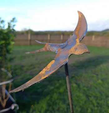 Image of Decorative Swallows Border Stake In Sturdy Metal - 150cm