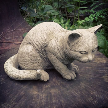 Image of Cat Crouching Stone Ornament