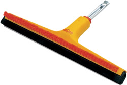 Wolf Garden Water Squeegee with Scrubber Strip - BW45M