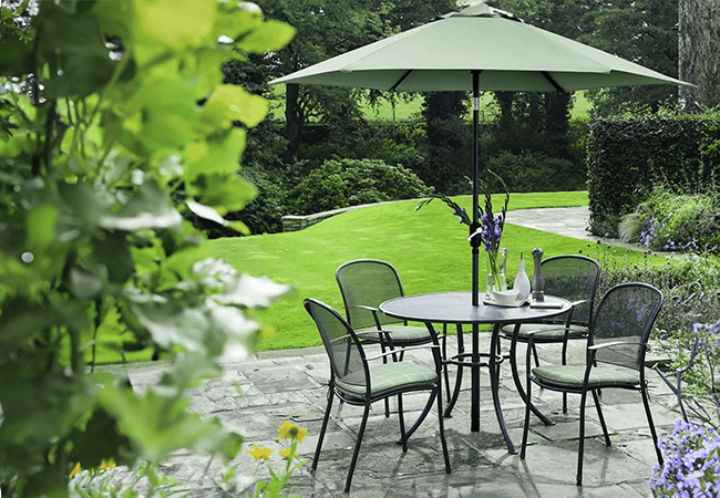 Image of Kettler Caredo 4 Seater Round Dining Set with Parasol in Sage Check