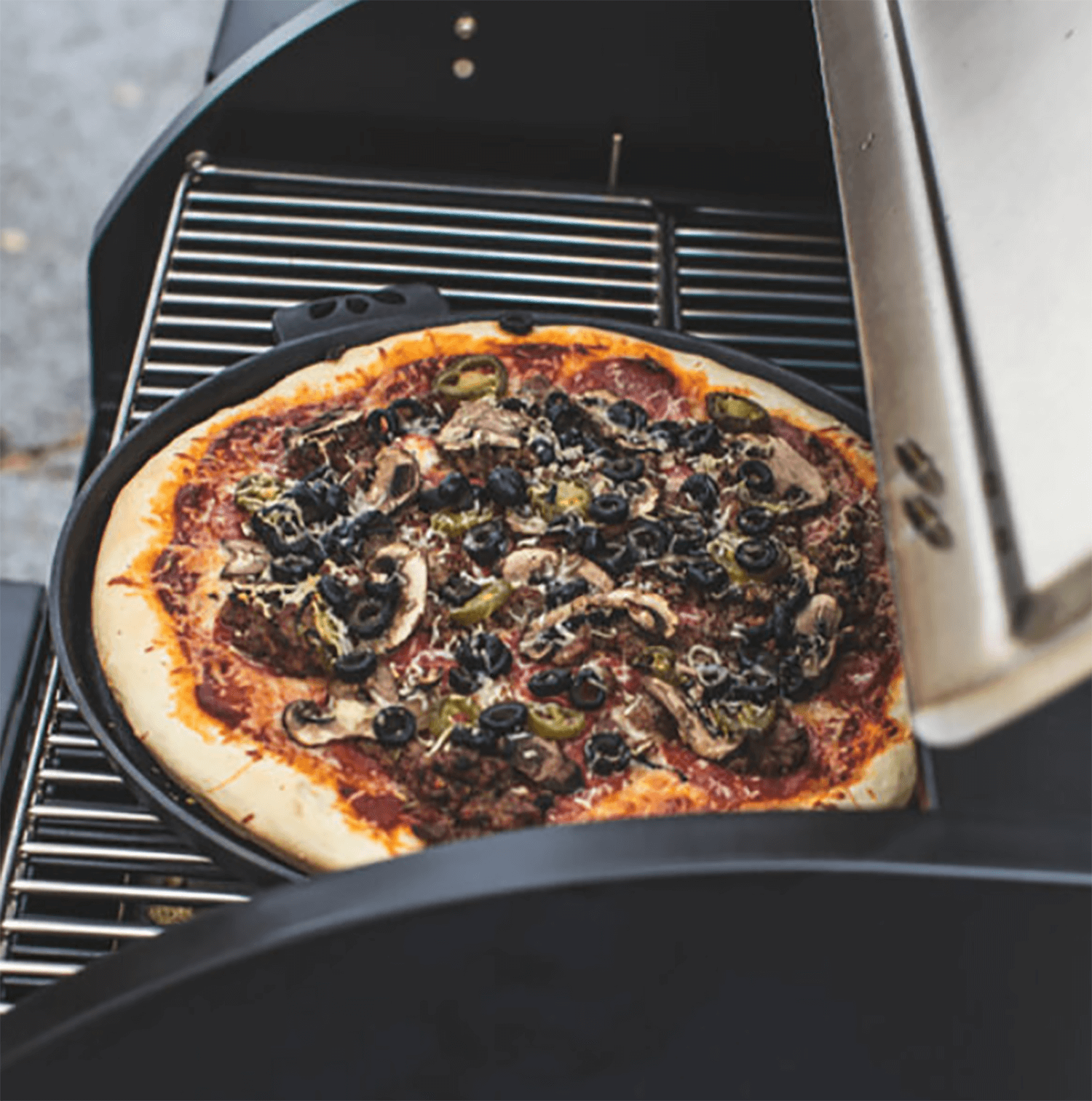 Cast Iron Pizza Pan and More | Camp Chef