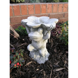 Small Image of Frog Petal Dish Garden Ornament - AN9