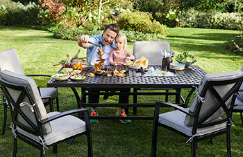 Image of Jamie Oliver 6 Seat Feastable Set in Riven / Pewter