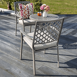 Extra image of Hartman Avebury Bistro Set with Ceramic Table in Crimini / Moon