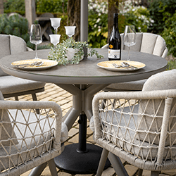 Extra image of Hartman Aries 4 Seat Round Dining Set