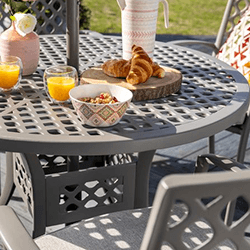 Extra image of Hartman Avebury 4 Seat Dining Set in Crimini / Moon
