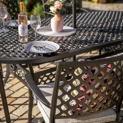 Extra image of Hartman Avebury 6 Seat Oval Dining Set in Bronze / Oatmeal