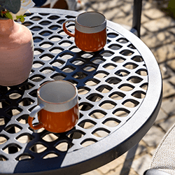 Extra image of Hartman Avebury Bistro Set in Bronze / Oatmeal