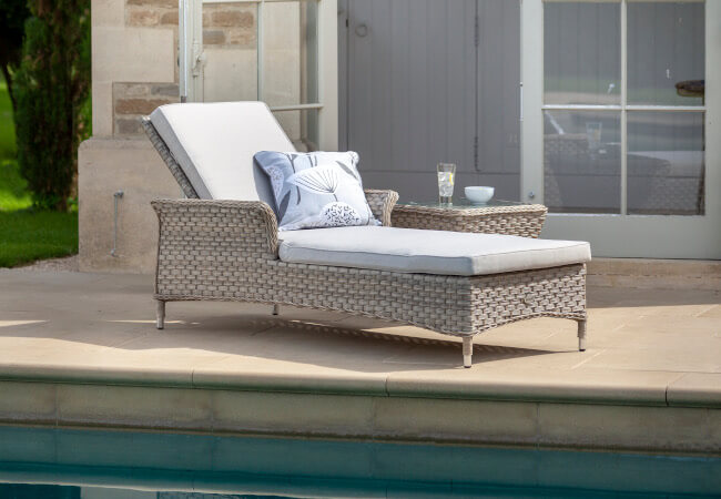 Image of Hartman Heritage Lounger with Cushion in Beech / Dove