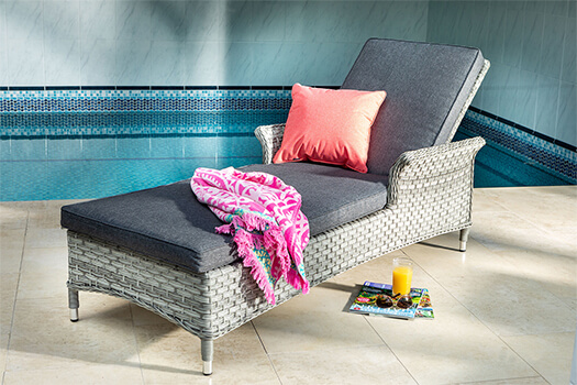 Image of Hartman Heritage Lounger with Cushion in Ash / Slate