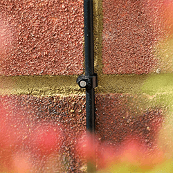 Extra image of Hozelock Micro Irrigation Wall Clip (4mm) - 2782