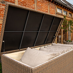 Extra image of Kettler Derwent Cushion Box