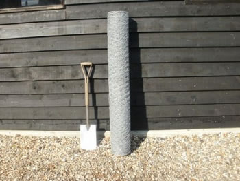 Image of 25m long, 150cm Tall Roll of Galvanised Chicken Wire Mesh - 50mm Mesh Size