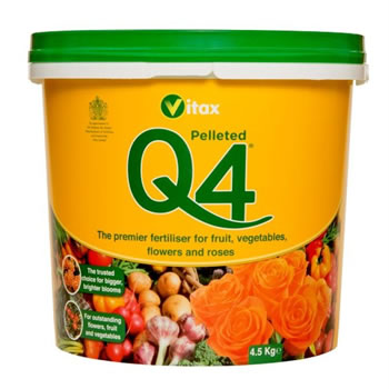 Image of Vitax Q4 Fertiliser 4.5kg Tub (6QF45)