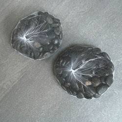 Extra image of 2 bags of 1kg Black Stones (2kg)