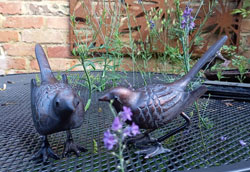 Extra image of Pair of Birds Garden Sculpture (20cm long)