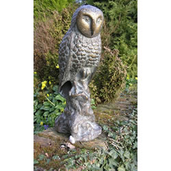 Small Image of Cast Iron Large Owl - Bronze Patina