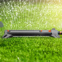 Small Image of Gardena Aquazoom Sprinkler