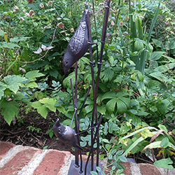 Extra image of Cast Iron Birds on Reeds Garden Statue - Aged Bronze Finish