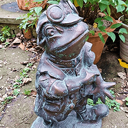 Extra image of Wind in the Willows Garden Sculpture of Toad of Toad Hall - 50cm