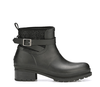 Image of Muck Boot Women's Liberty Ankle Boot in Black