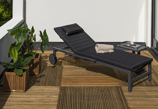 Image of Life Anabel Sun lounger in Lava / Graphite