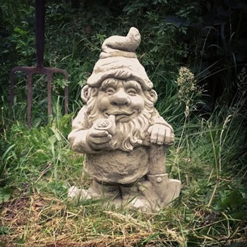 Image of Gnome Smoking Stone